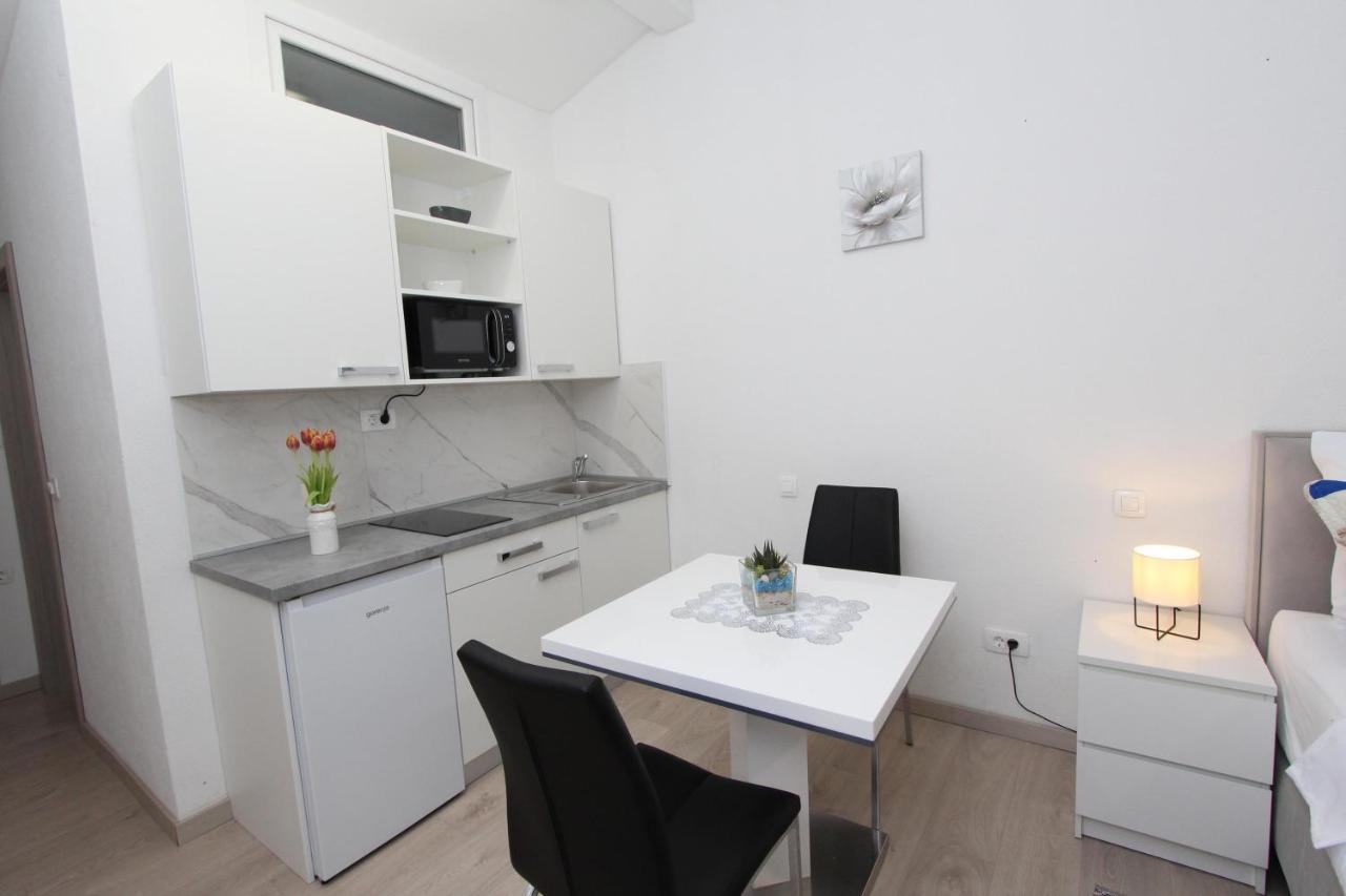 Apartment Sunny